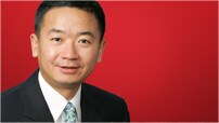 人民币成为外汇市场新宠与作者忻海博士的问与答