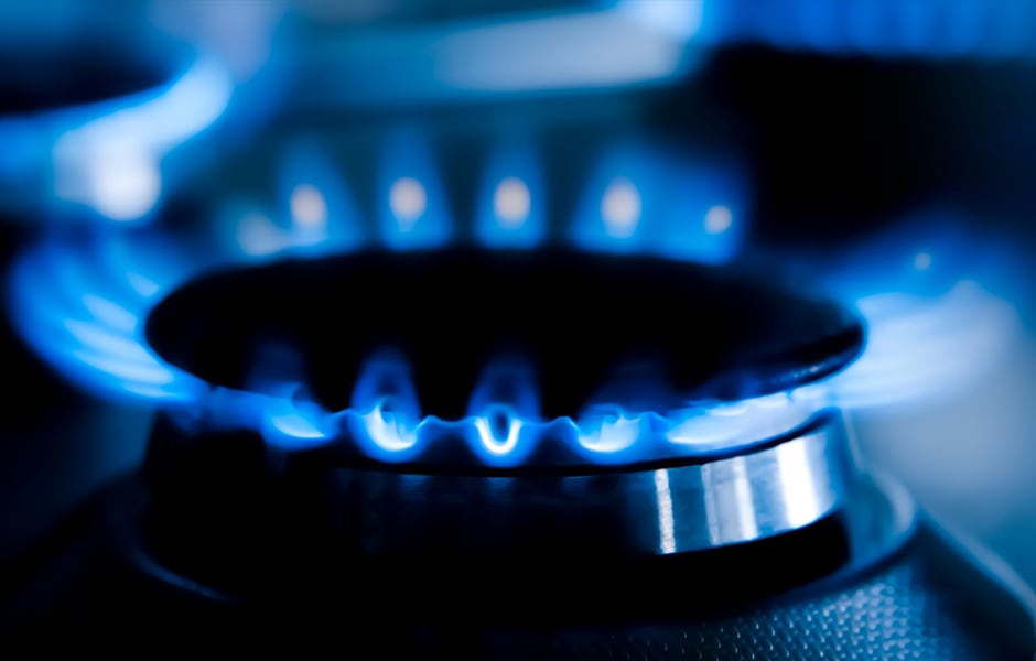 AI泡沫和降息悬念交织！两大不确定性如何影响天然气走势？