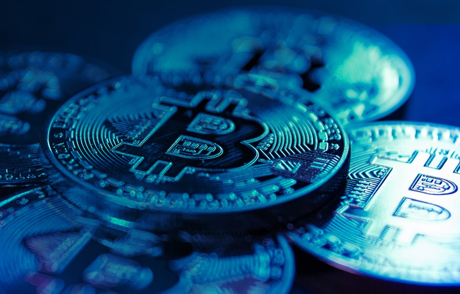 bitcoin-options-volatility-spikes-and-recovery-signals-940x600